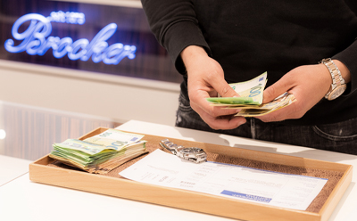 Vorteile eines Pfandkredites bei Brocker in Bonn